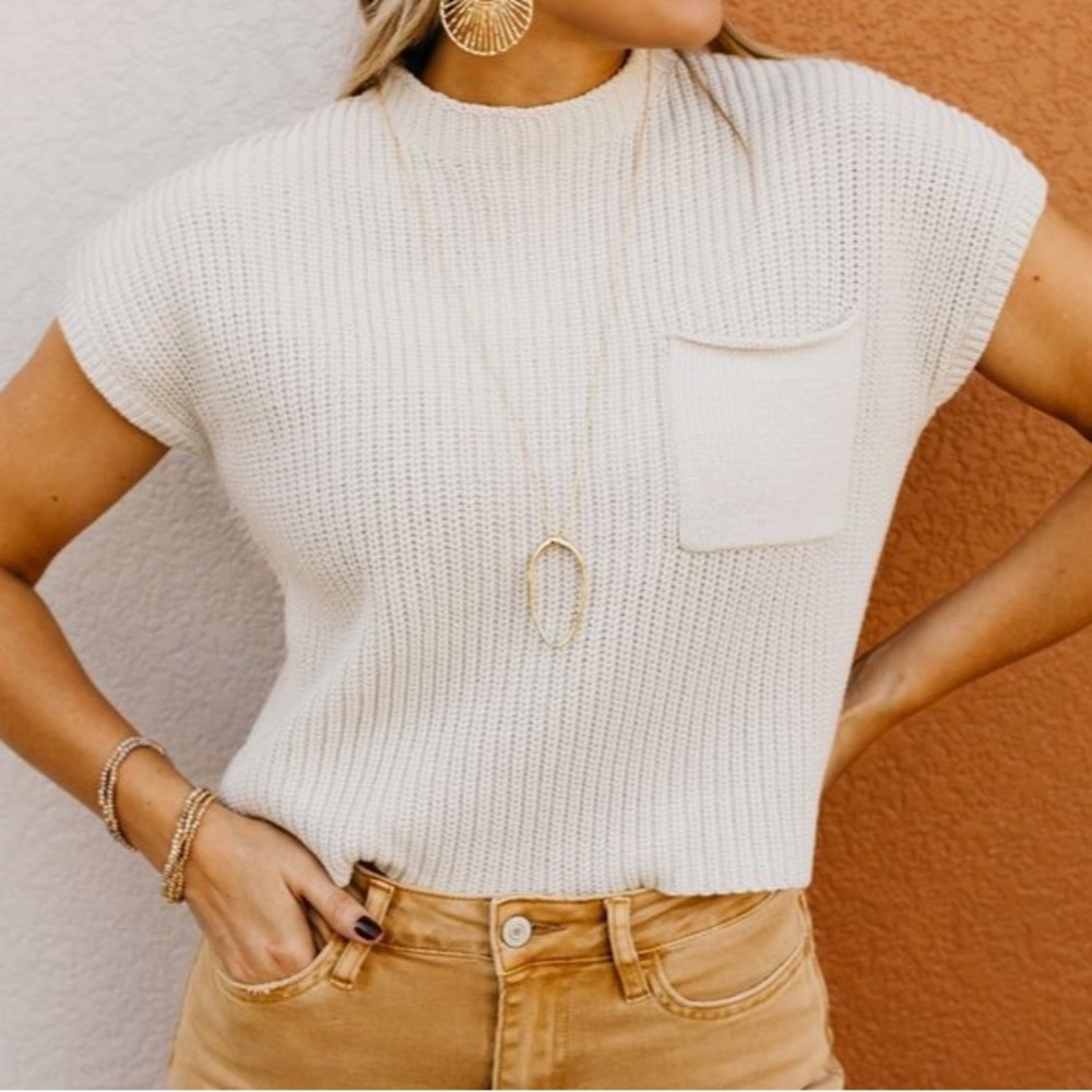 Sleeveless, High neck, cropped sweater